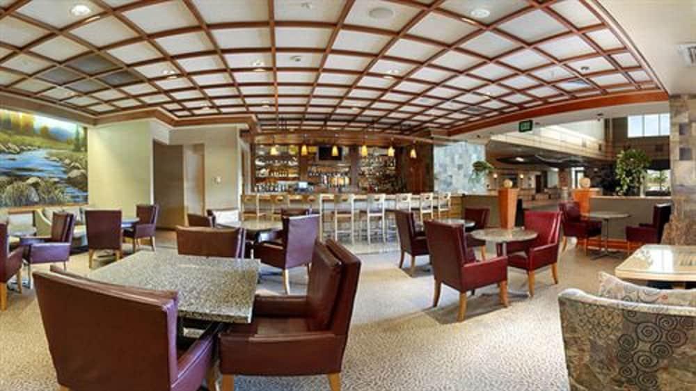 Doubletree By Hilton Denver Central Park Екстер'єр фото