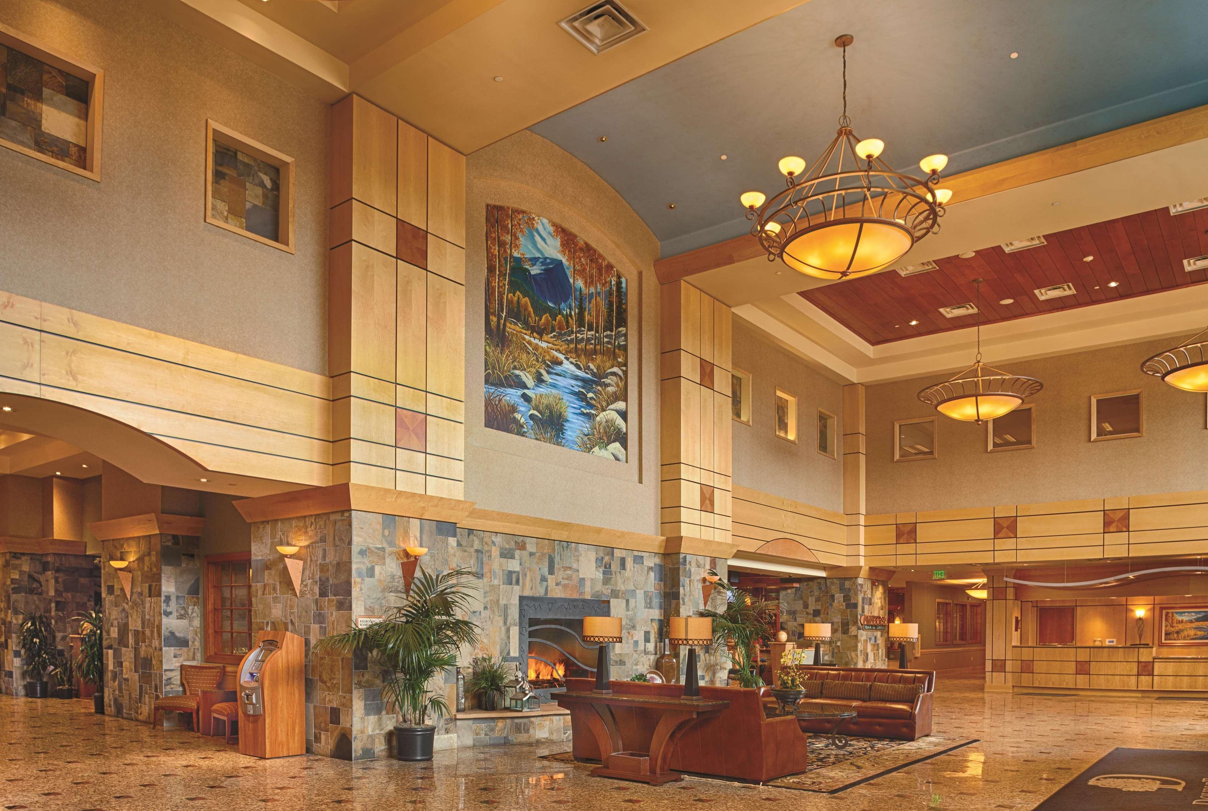 Doubletree By Hilton Denver Central Park Екстер'єр фото