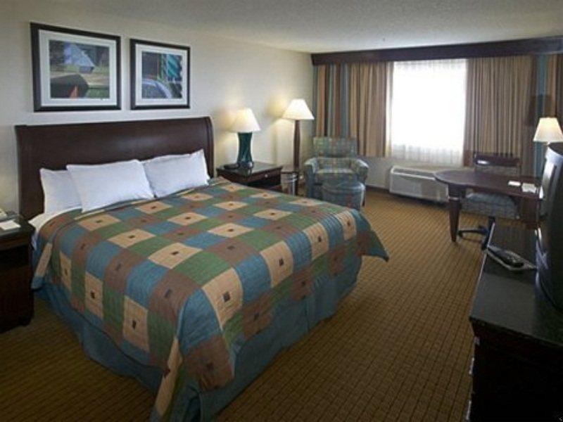 Doubletree By Hilton Denver Central Park Екстер'єр фото